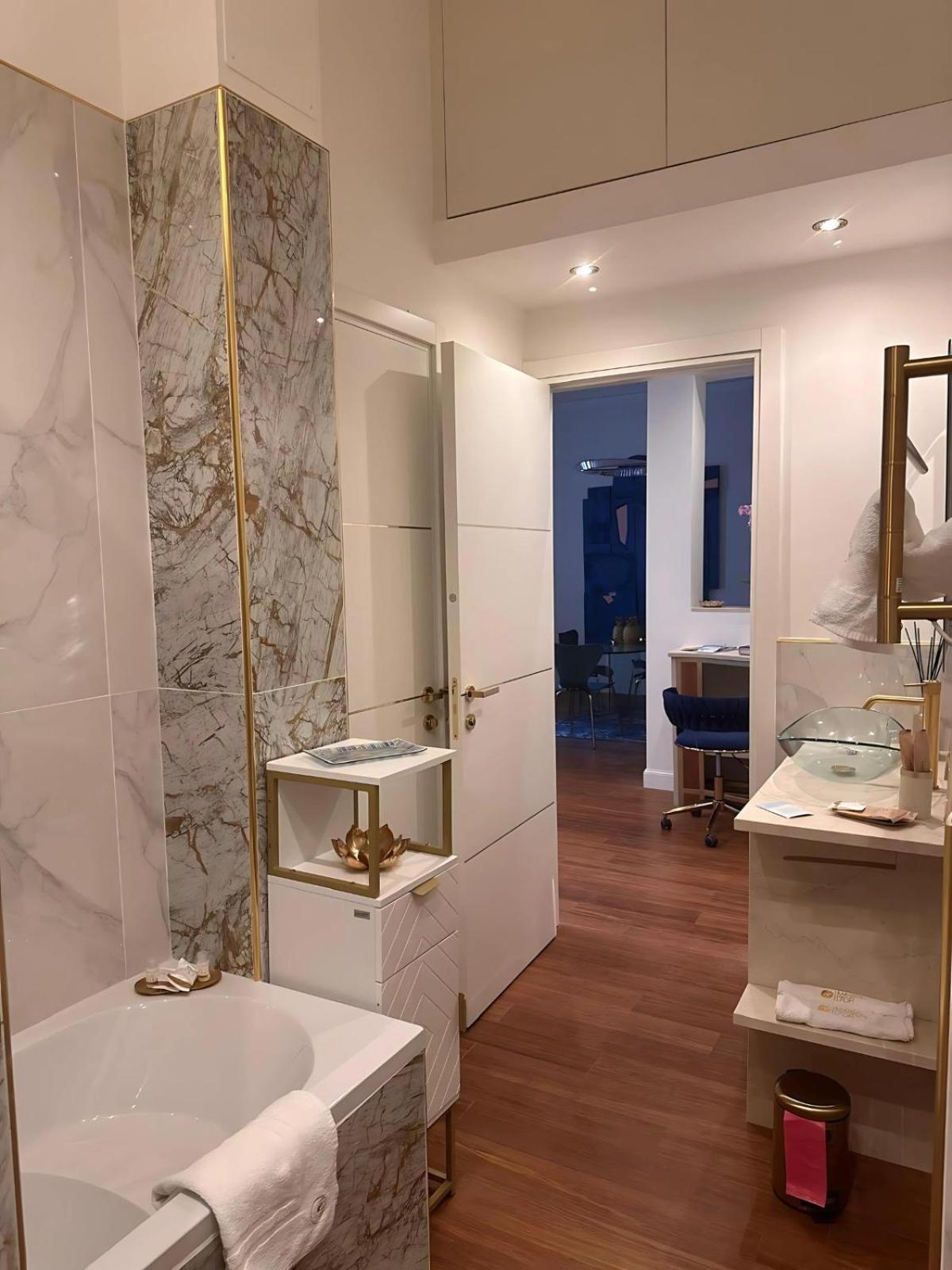 Maison D'Or Генуя Екстер'єр фото